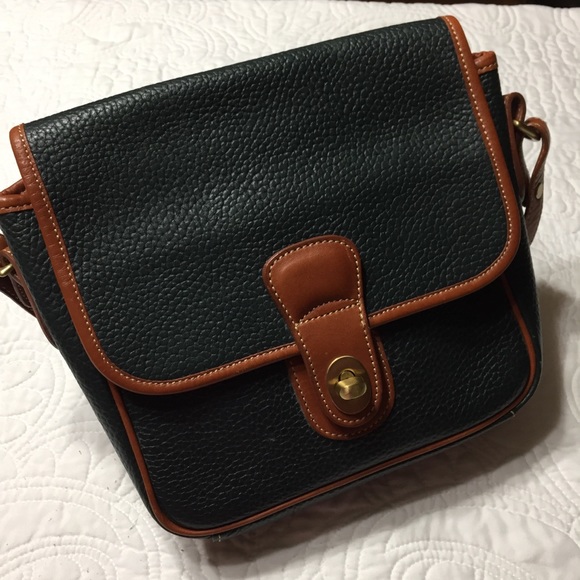 COACH Hunter Green Pebbled Leather Shoulder Bag - Picture 1 of 8